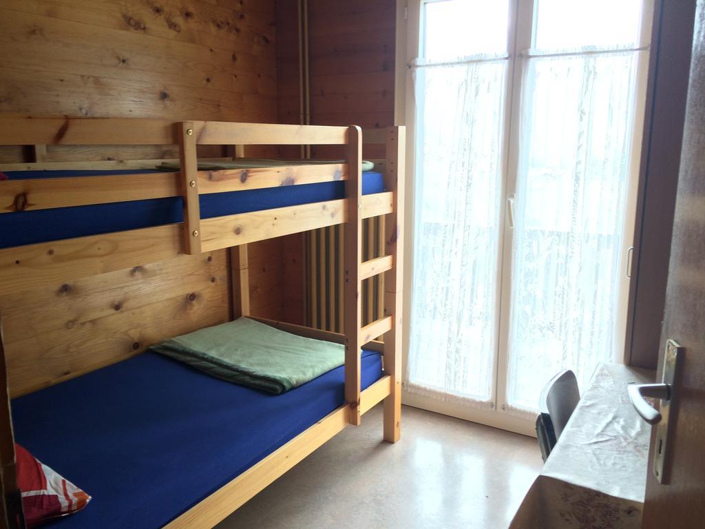 Gruppenhaus Rosy Hostel Grächen Стая снимка