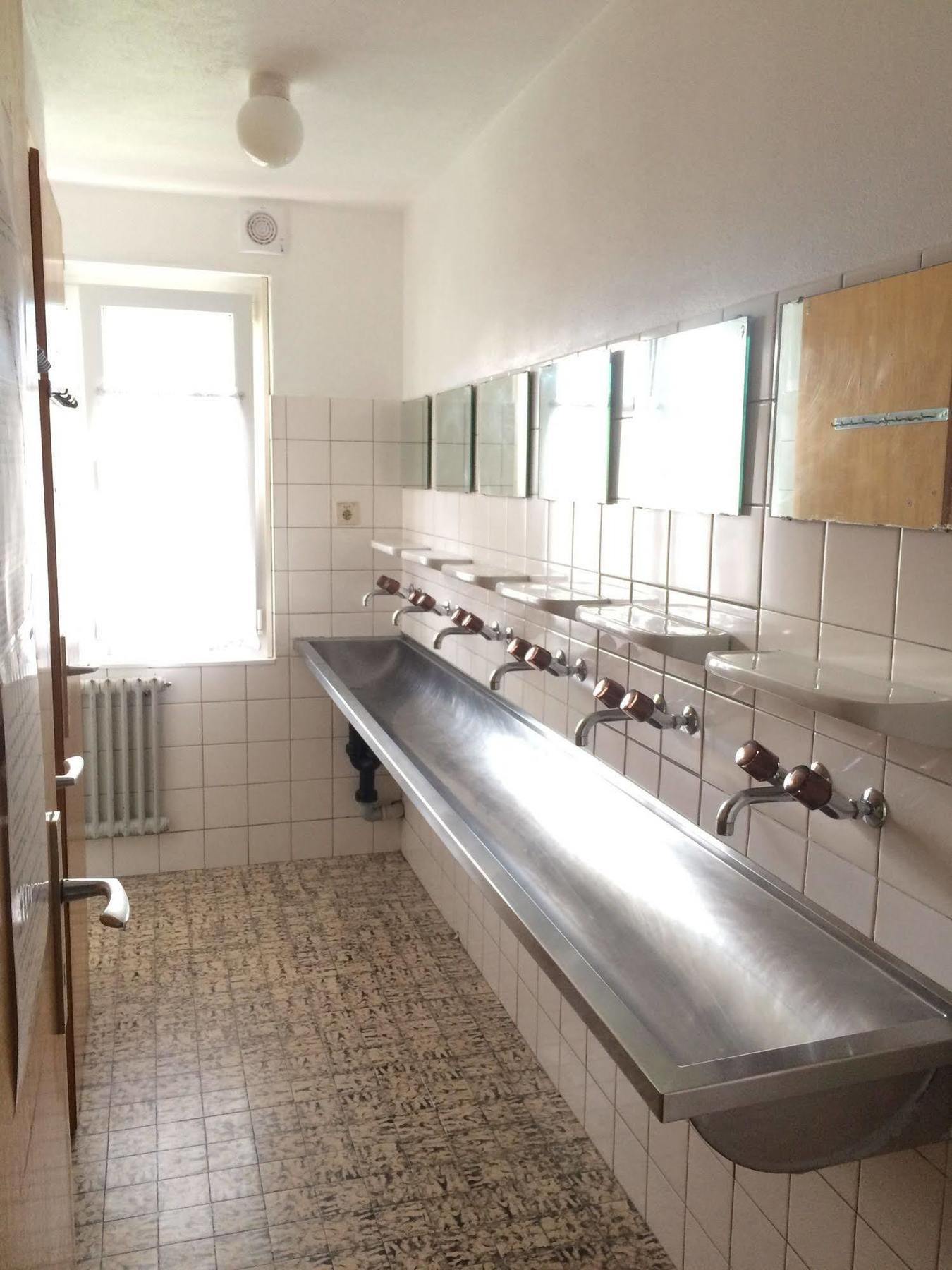 Gruppenhaus Rosy Hostel Grächen Екстериор снимка
